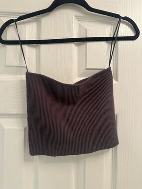 La Hearts Ribbed Crop Top in Dark Grey